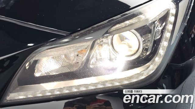 Genesis G80 2017 — photo 8