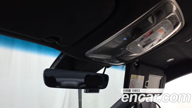 Genesis G90 2022 — photo 18