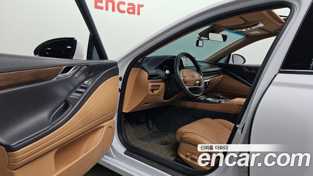 Genesis G80 2022 — photo 13