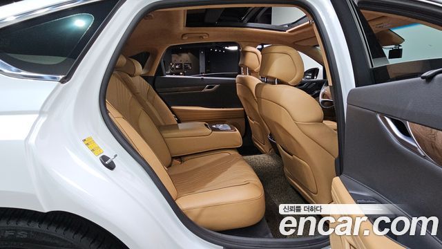 Genesis G80 2022 — photo 18