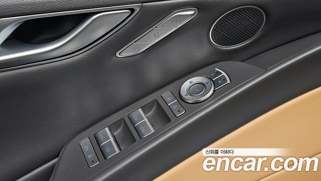 Genesis G80 2022 — photo 19
