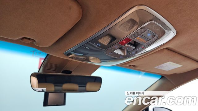 Genesis G80 2022 — photo 30