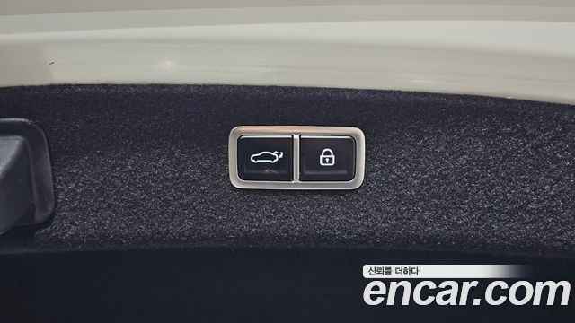 Genesis G80 2022 — photo 36