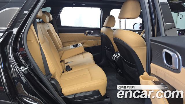Kia Sorento 2022 — photo 12