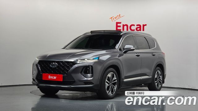 Hyundai Santafe 2019 — photo 1