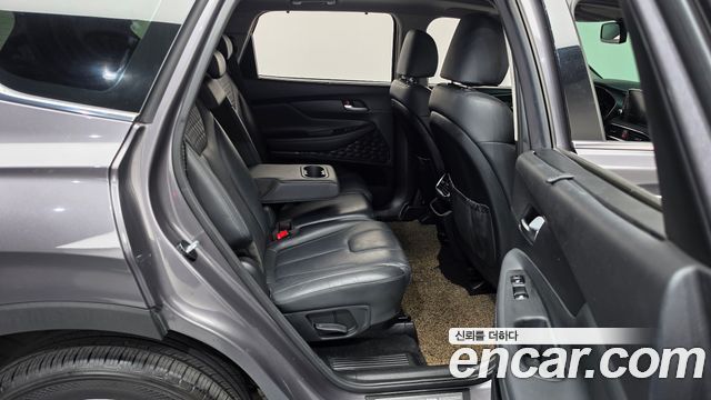 Hyundai Santafe 2019 — photo 12