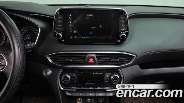 Hyundai Santafe 2019 — photo 14