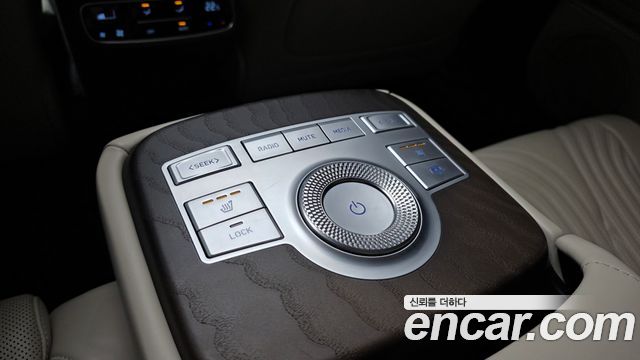 Genesis G80 2021 — photo 29