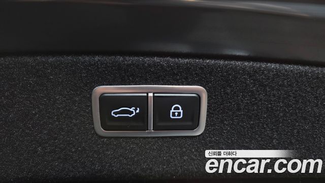 Genesis G80 2021 — photo 32