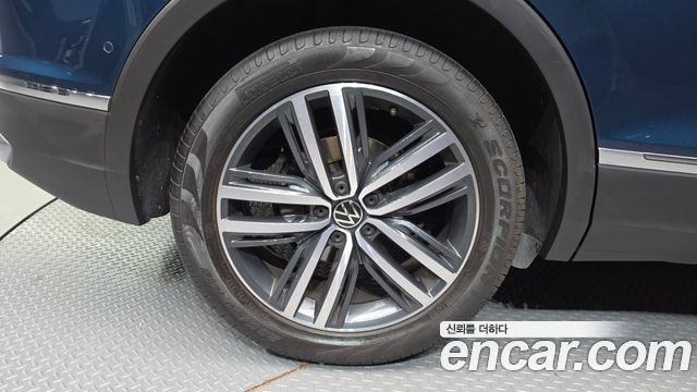 Volkswagen Tiguan 2023 — photo 5