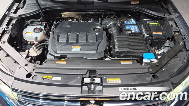 Volkswagen Tiguan 2023 — photo 6
