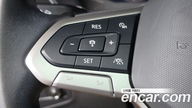 Volkswagen Tiguan 2023 — photo 22