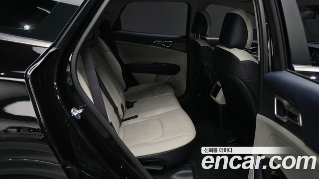 Kia Sportage 2023 — photo 17