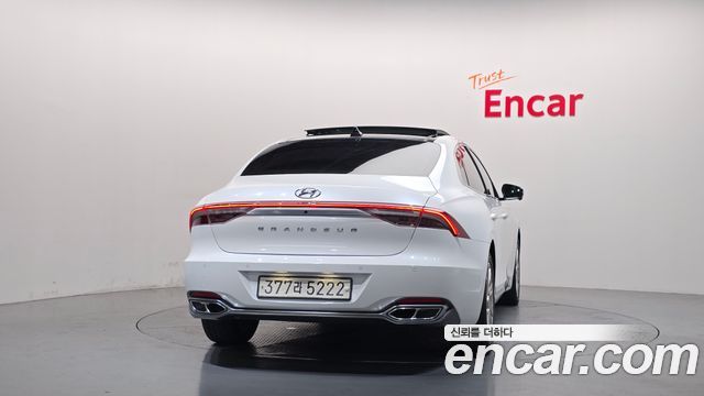 Hyundai Grandeur 2022 — photo 4