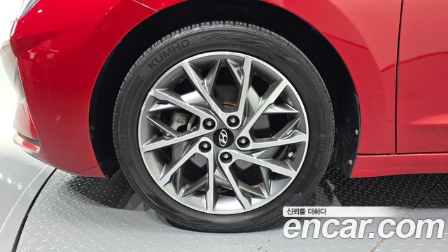 Hyundai AVANTE 2019 — photo 5
