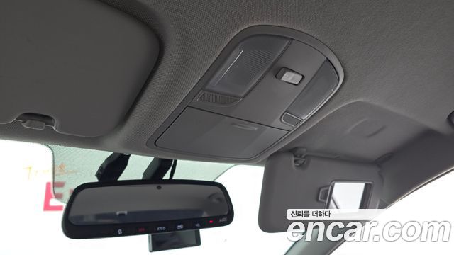 Hyundai AVANTE 2019 — photo 23