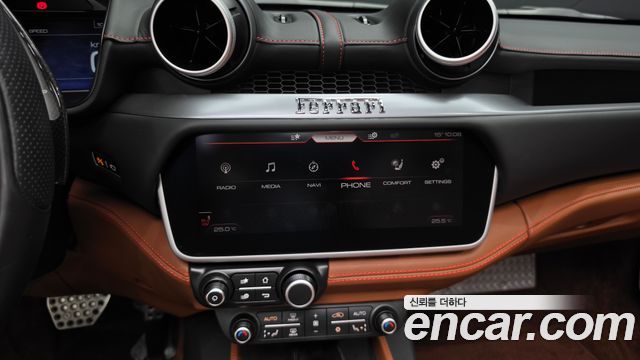 Ferrari Portofino 2019 — photo 20