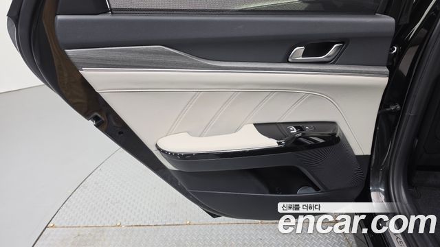 Kia K5 2024 — photo 15
