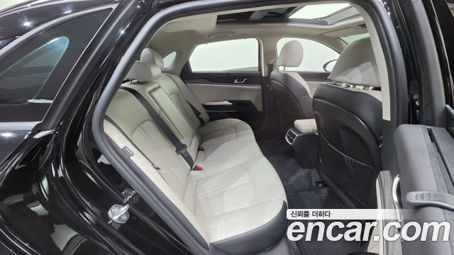 Kia K5 2024 — photo 32