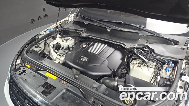 Land Rover Discovery 2018 — photo 6