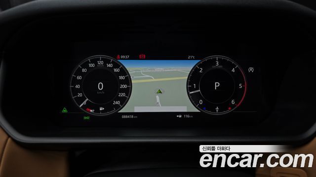 Land Rover Discovery 2018 — photo 11