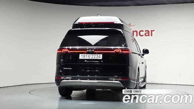 Kia Canival 2023 — photo 4