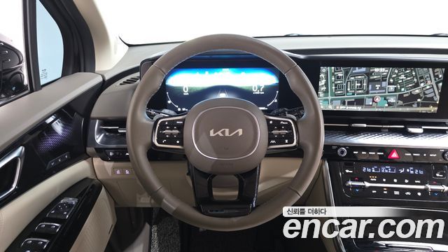 Kia Canival 2023 — photo 13