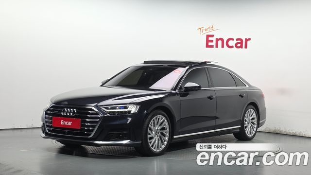 Audi A8 2020 — photo 1
