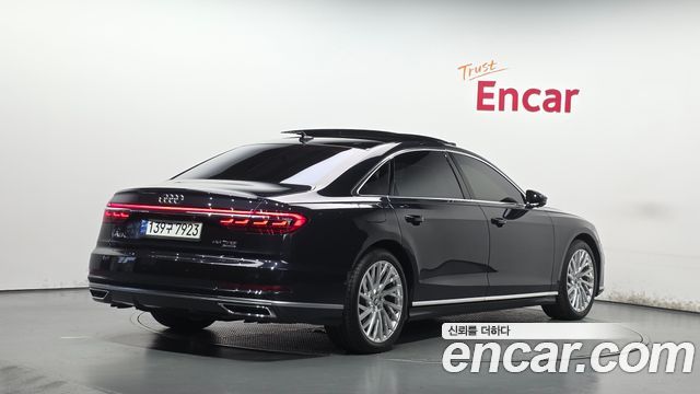 Audi A8 2020 — photo 2