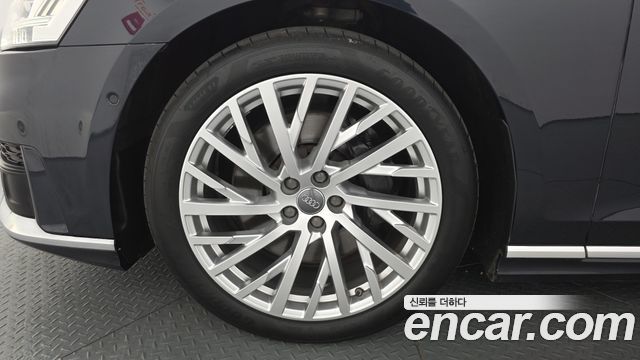 Audi A8 2020 — photo 5