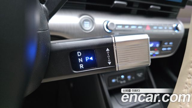 Hyundai Kona 2023 — photo 12