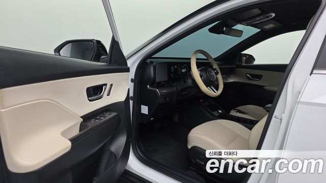 Hyundai Kona 2023 — photo 13