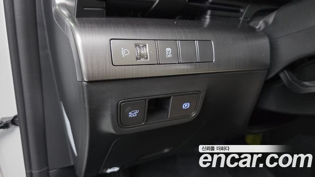 Hyundai Kona 2023 — photo 18