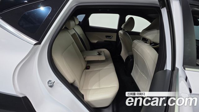 Hyundai Kona 2023 — photo 24