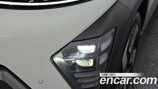 Hyundai Kona 2023 — photo 8