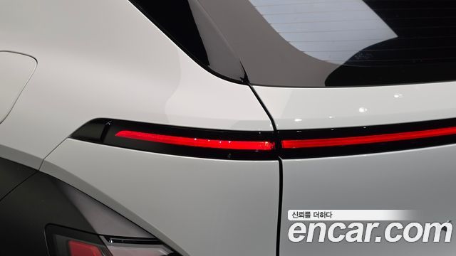 Hyundai Kona 2023 — photo 9