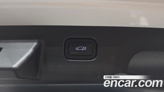 Hyundai Kona 2023 — photo 28