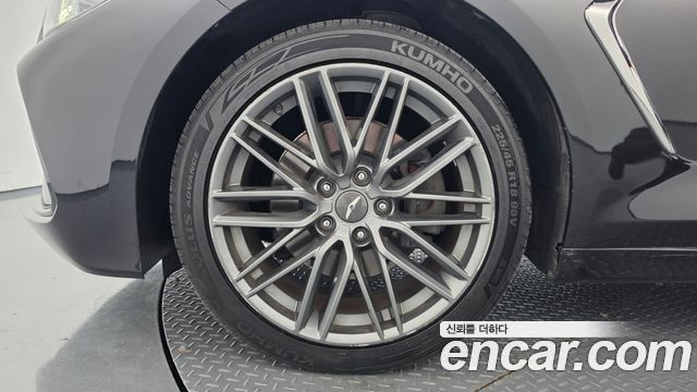 Genesis G70 2018 — photo 5