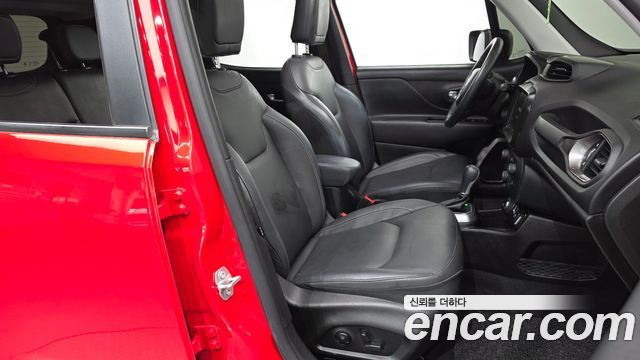 Jeep Renegade 2021 — photo 17