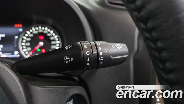 Jeep Renegade 2021 — photo 24