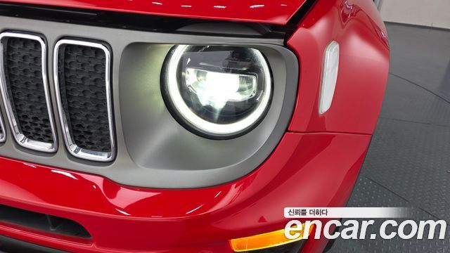 Jeep Renegade 2021 — photo 8