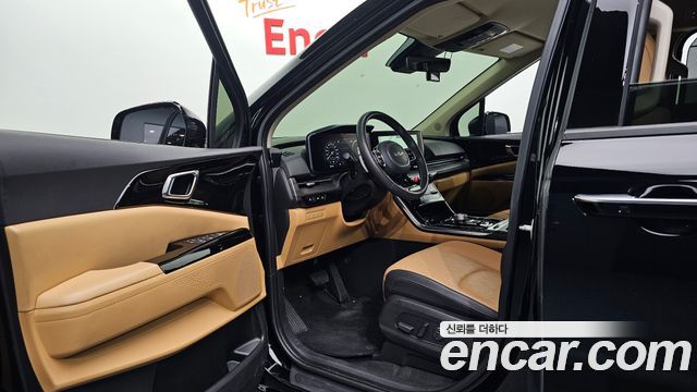 Kia Canival 2023 — photo 10