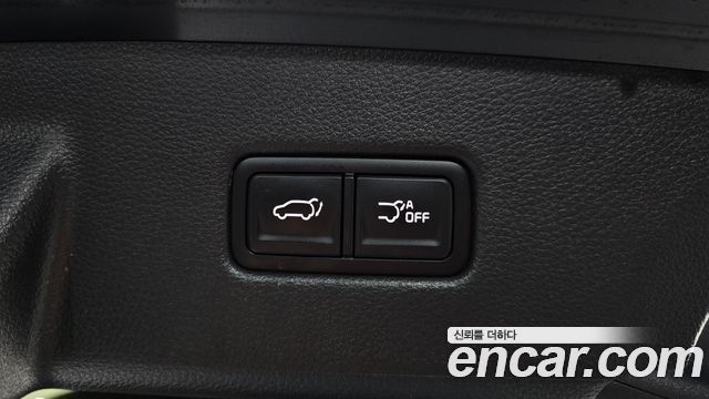 Kia Canival 2023 — photo 20