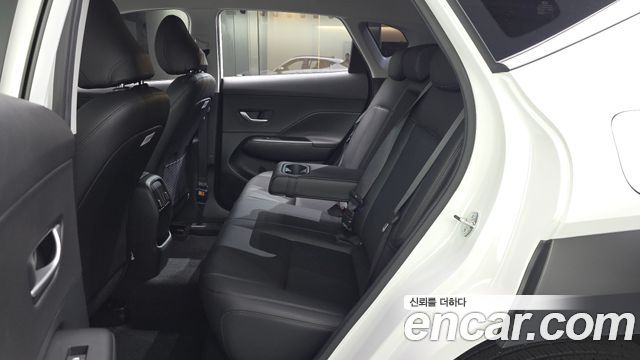 Hyundai Kona 2023 — photo 18