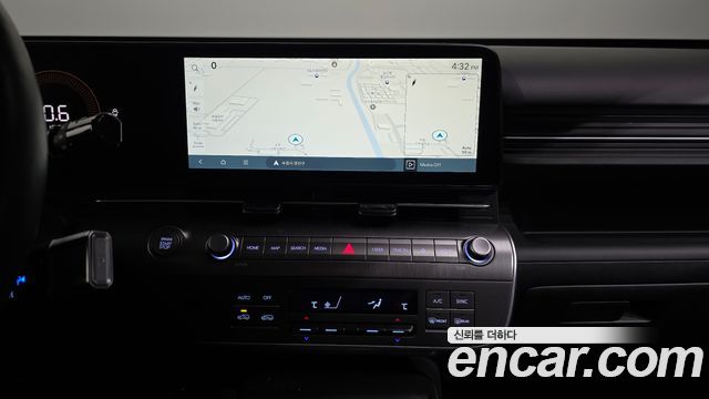 Hyundai Kona 2023 — photo 20