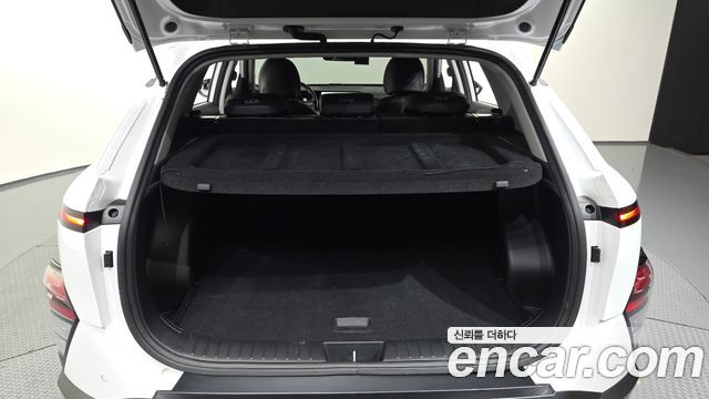 Hyundai Kona 2023 — photo 26