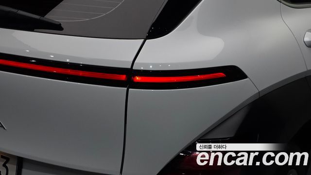 Hyundai Kona 2023 — photo 9