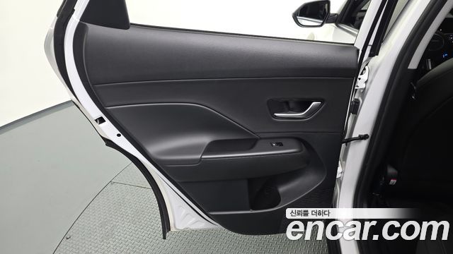 Hyundai Kona 2023 — photo 15