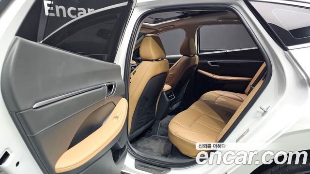 Hyundai Sonata 2022 — photo 18