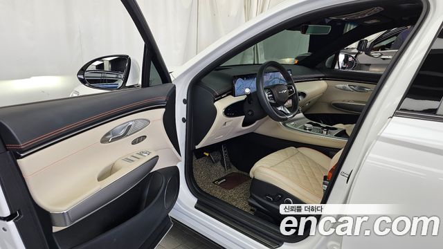 Genesis GV70 2025 — photo 10
